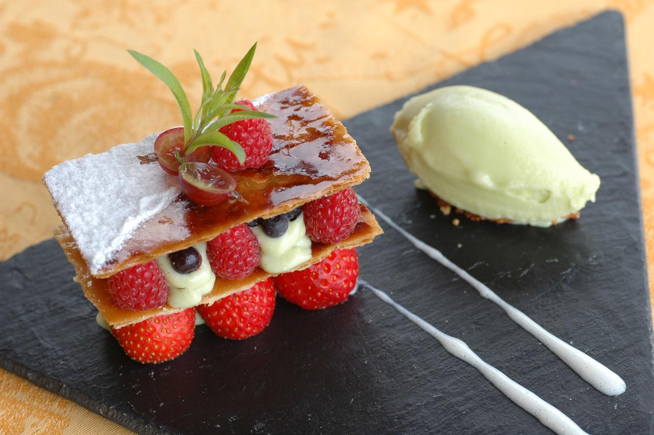Dunieres Logis Hotel Restaurant La Tour מראה חיצוני תמונה