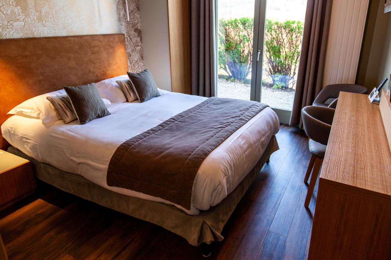 Dunieres Logis Hotel Restaurant La Tour מראה חיצוני תמונה